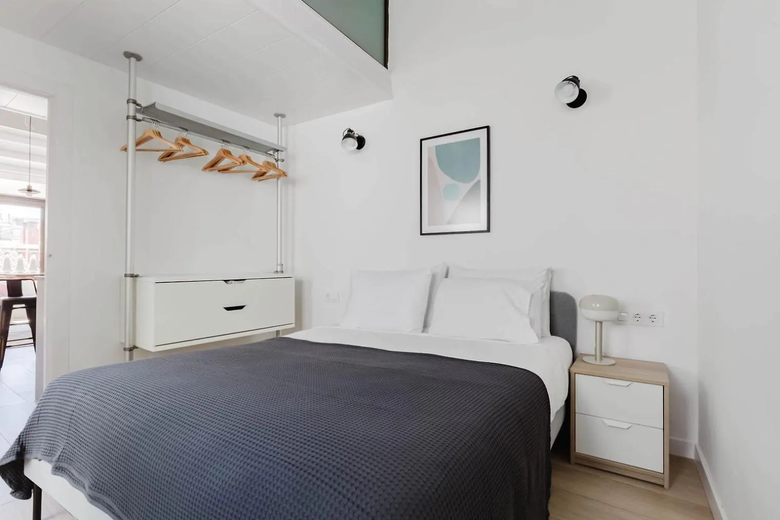 Blueground Galvany Furnished Penthouse Bcn-135 Barcelona España