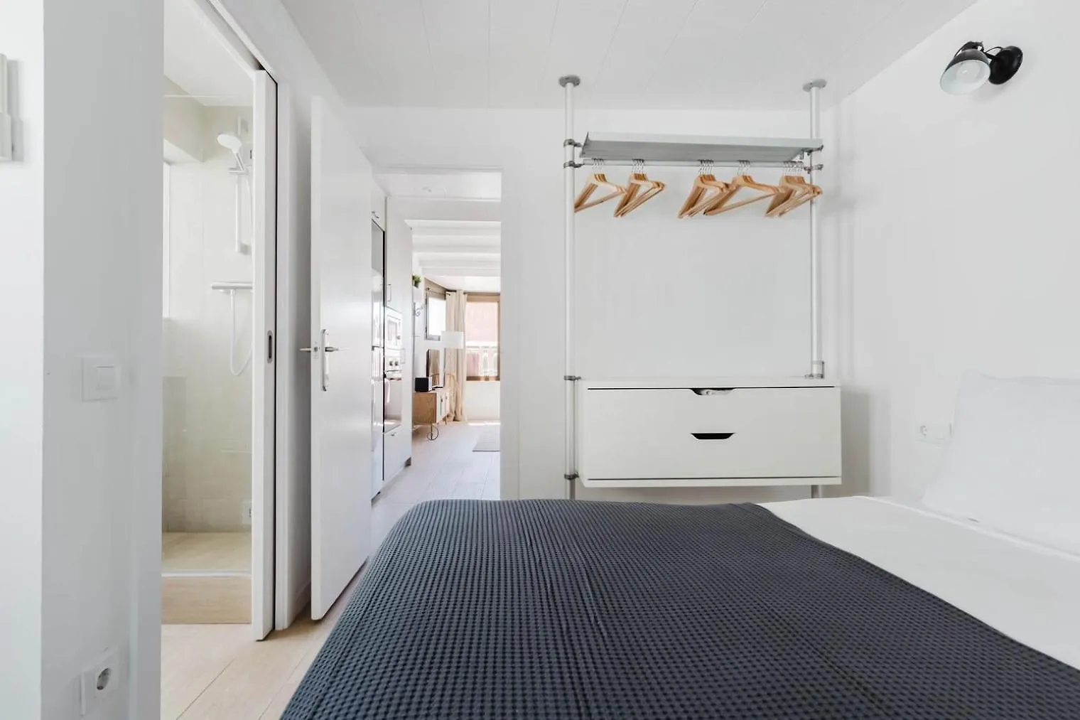 Blueground Galvany Furnished Penthouse Bcn-135 Barcelona 0*,  Spanyolország